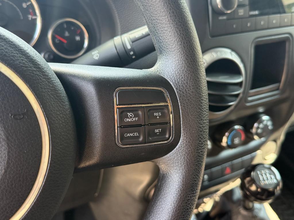 2013 Jeep Wrangler Sport - Photo 15
