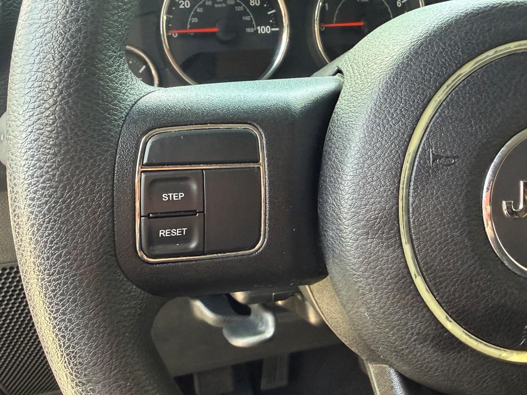 2013 Jeep Wrangler Sport - Photo 16
