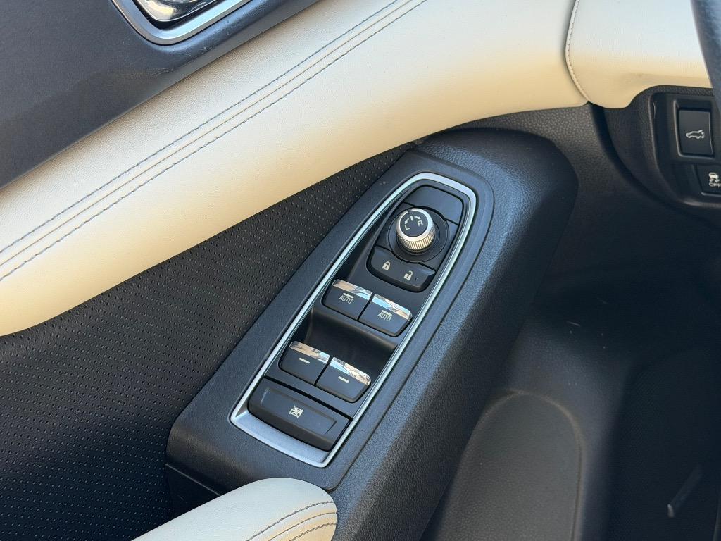 2019 Subaru Ascent Limited - Photo 16