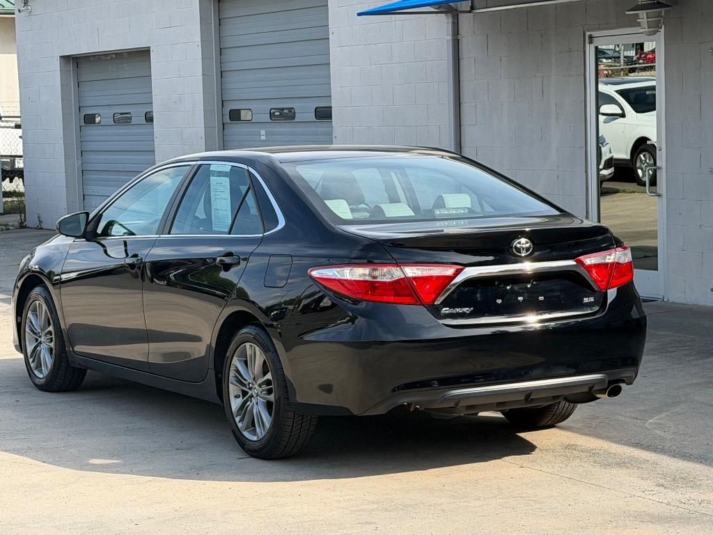 2016 Toyota Camry Special Edition - Photo 6