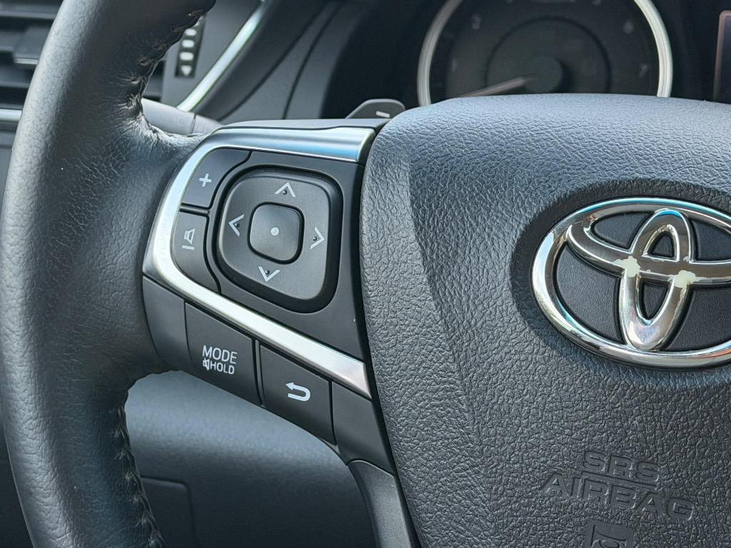 2016 Toyota Camry Special Edition - Photo 14