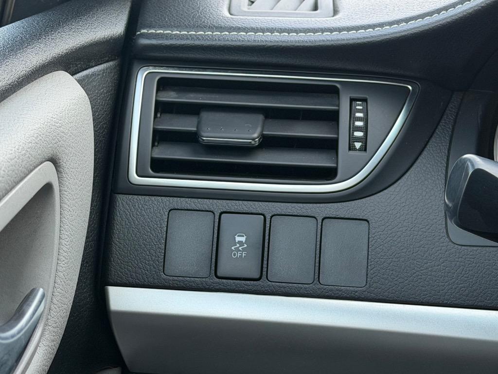 2016 Toyota Camry Special Edition - Photo 15