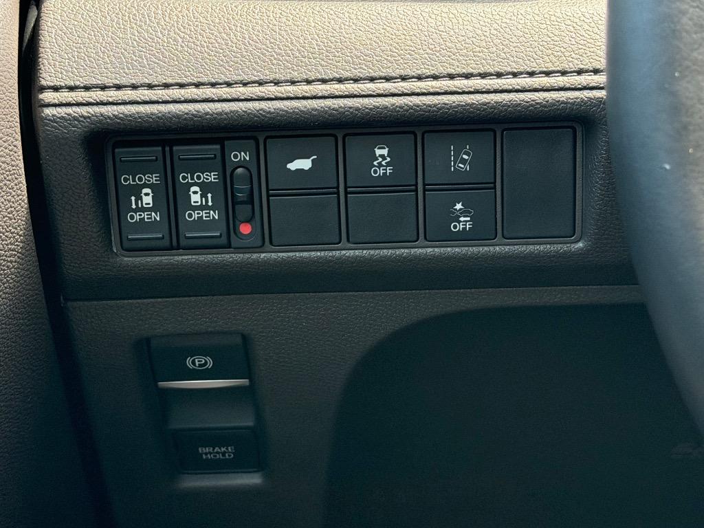 2018 Honda Odyssey EX-L - Photo 17