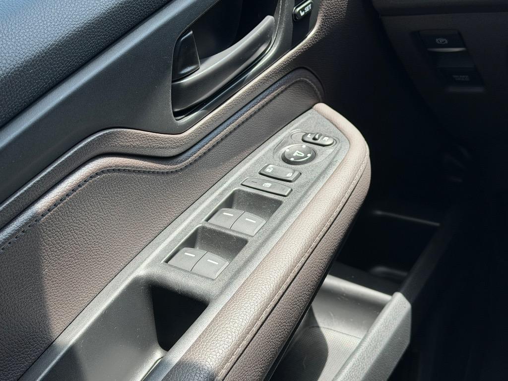 2018 Honda Odyssey EX-L - Photo 18