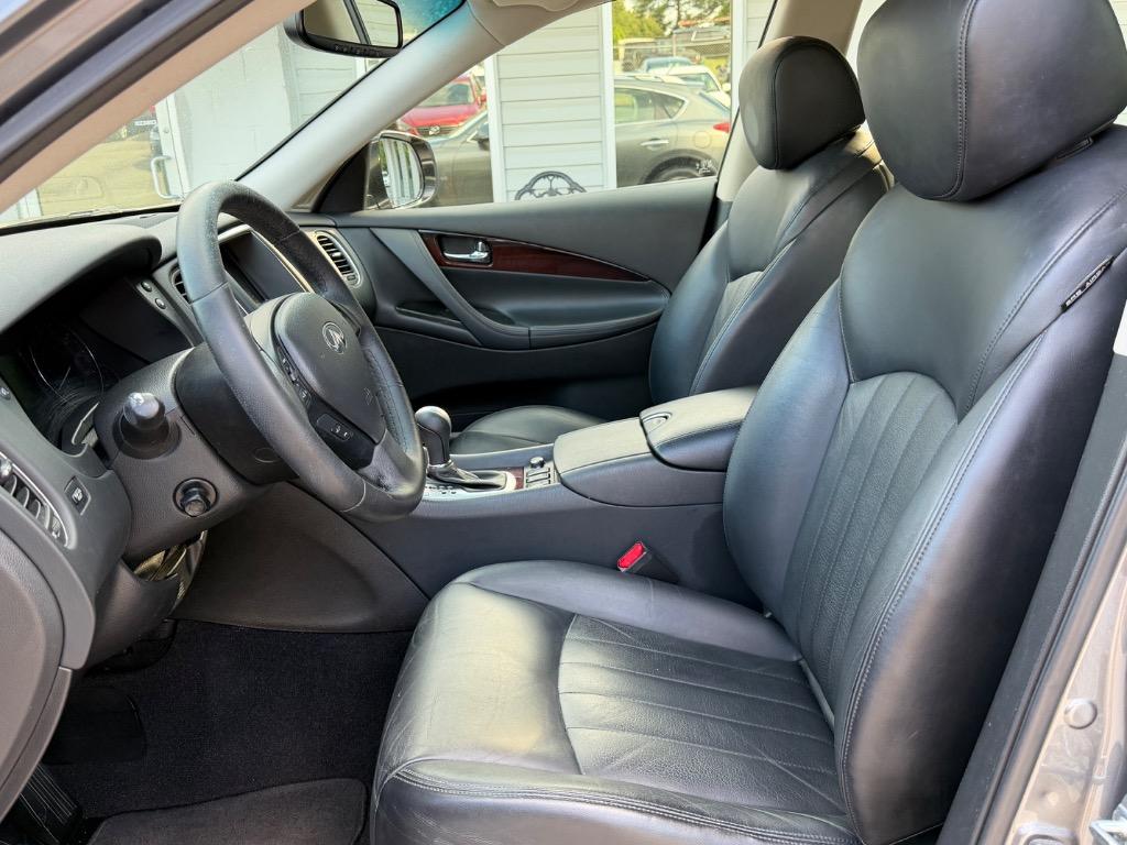 2017 INFINITI QX50 Base - Photo 10