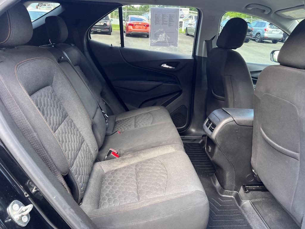 2018 Chevrolet Equinox LT photo 11