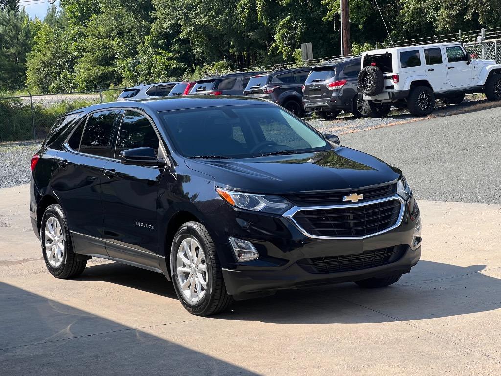 2018 Chevrolet Equinox LT photo 4