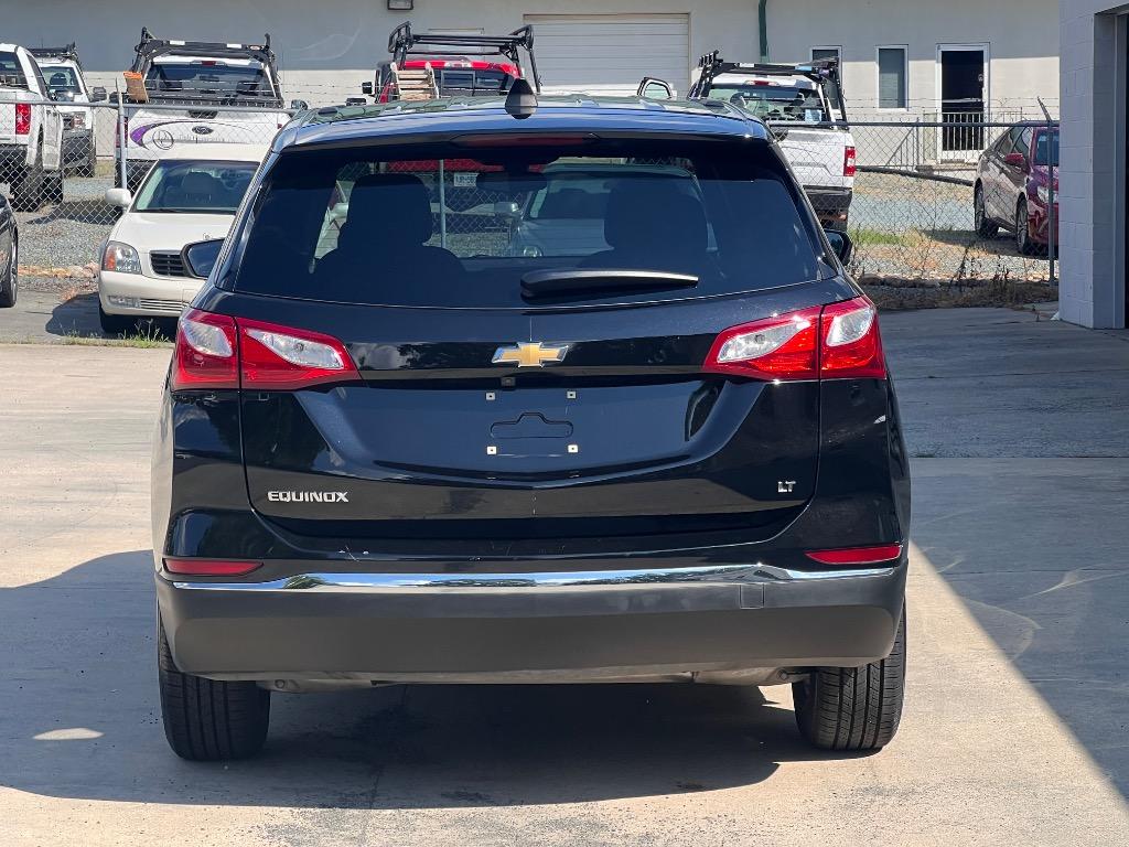 2018 Chevrolet Equinox LT photo 6
