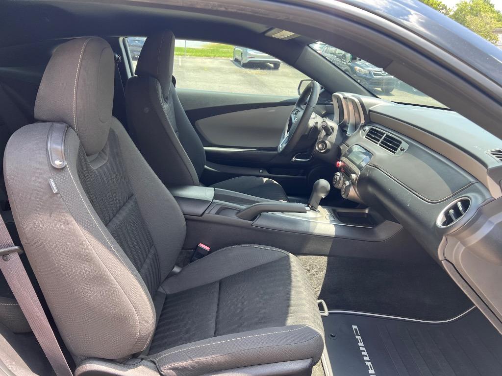 2015 Chevrolet Camaro LS photo 9