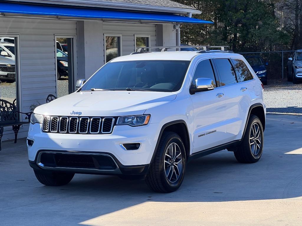 2019 Jeep Grand Cherokee Limited's photo