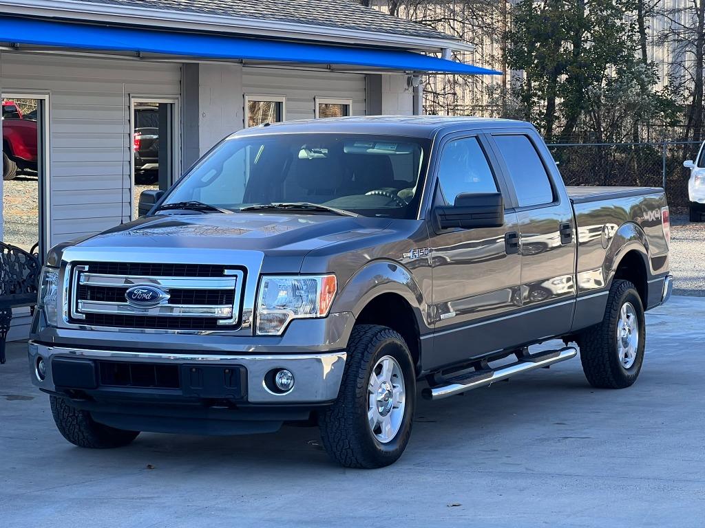 2014 Ford F-150 XLT's photo
