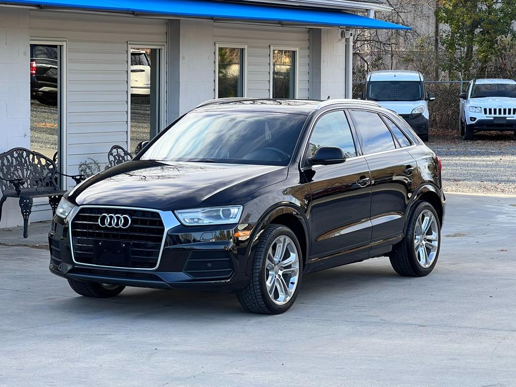2016 Audi Q3 Premium Plus's photo