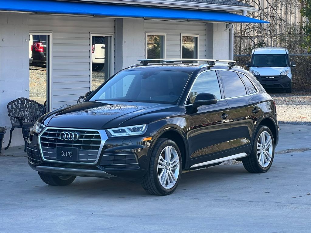 2018 Audi Q5 Premium Plus's photo