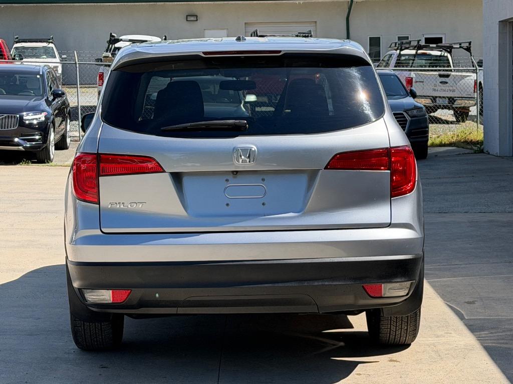 2017 Honda Pilot EX-L - Photo 7