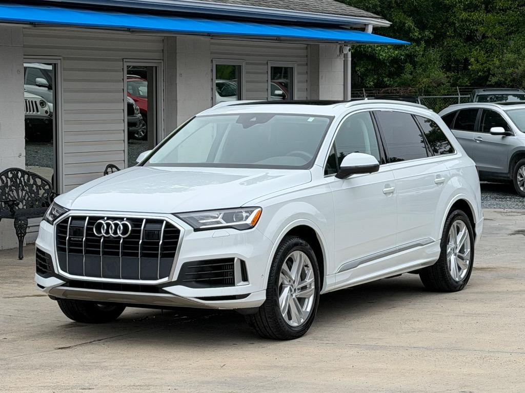 2020 Audi Q7 55 Premium Plus quattro Tiptronic's photo