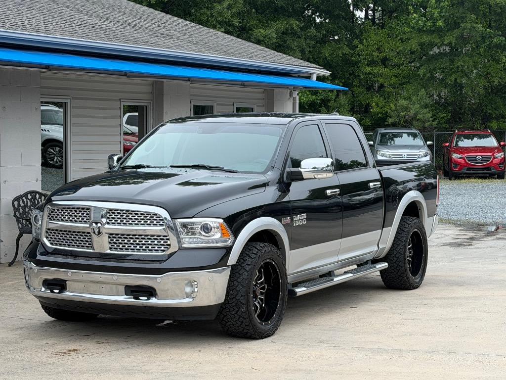 2016 RAM 1500 Laramie 4x4 Crew Cab 5'7's photo